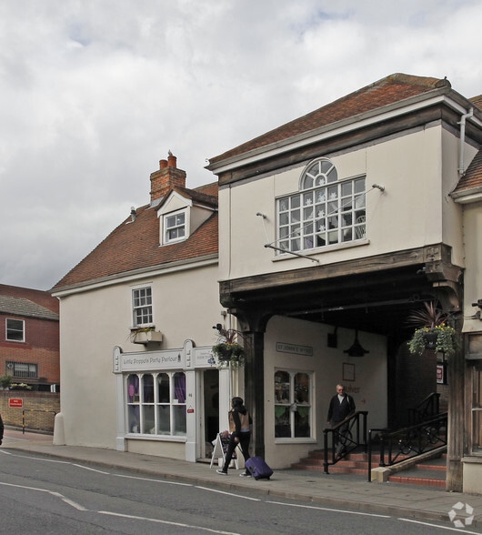 2 St Johns Wynd, Colchester for lease - Primary Photo - Image 1 of 5