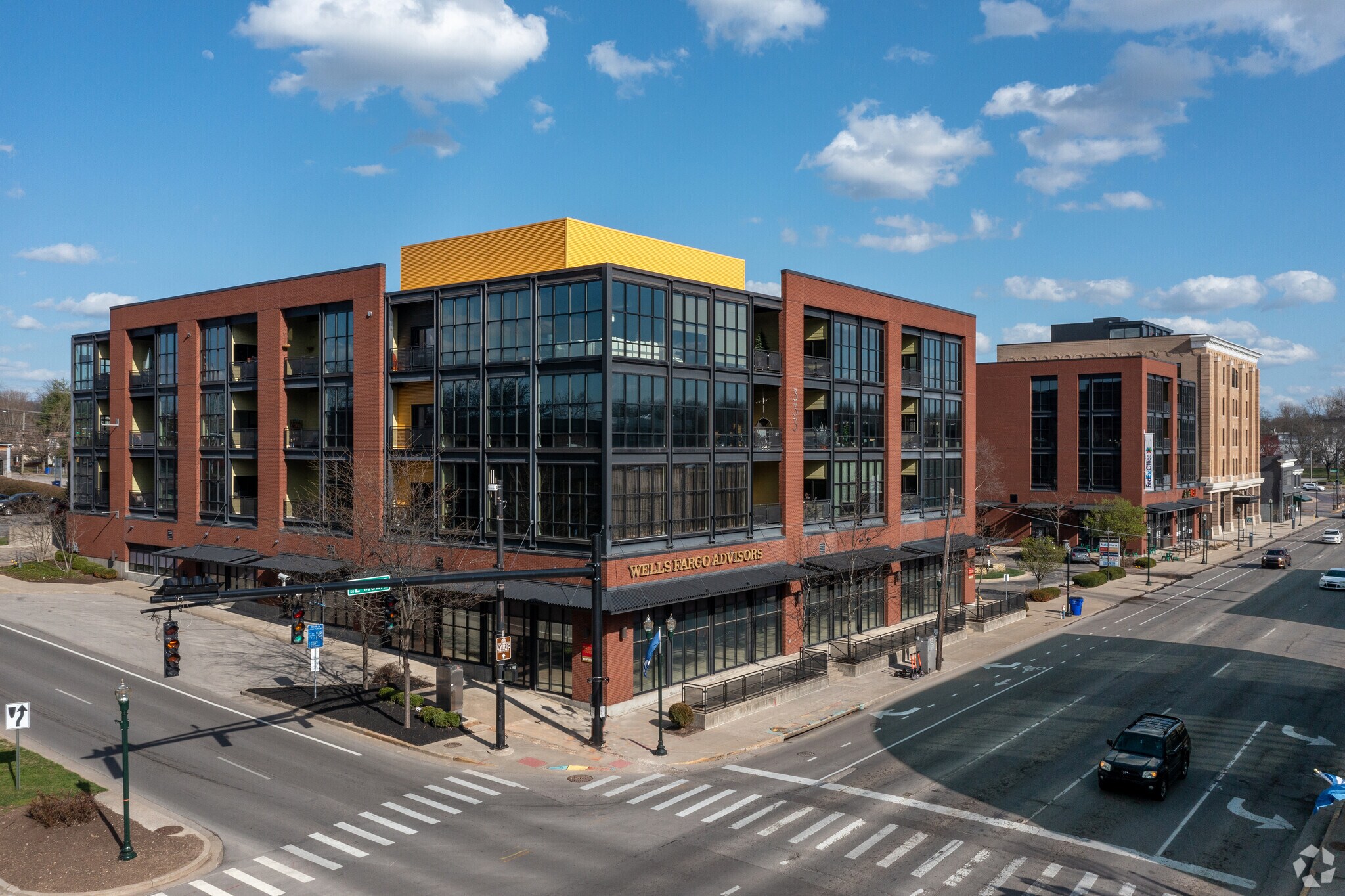 333 E Main St, Lexington, KY 40507 Shoppes at Main & Rose