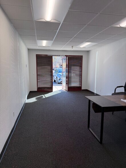 12242 Business Park Dr, Truckee, CA for lease - Interior Photo - Image 3 of 4