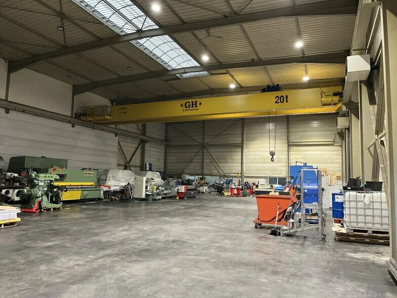 9 Rue De L'Industrie, Illkirch-Graffenstaden for lease - Interior Photo - Image 3 of 10