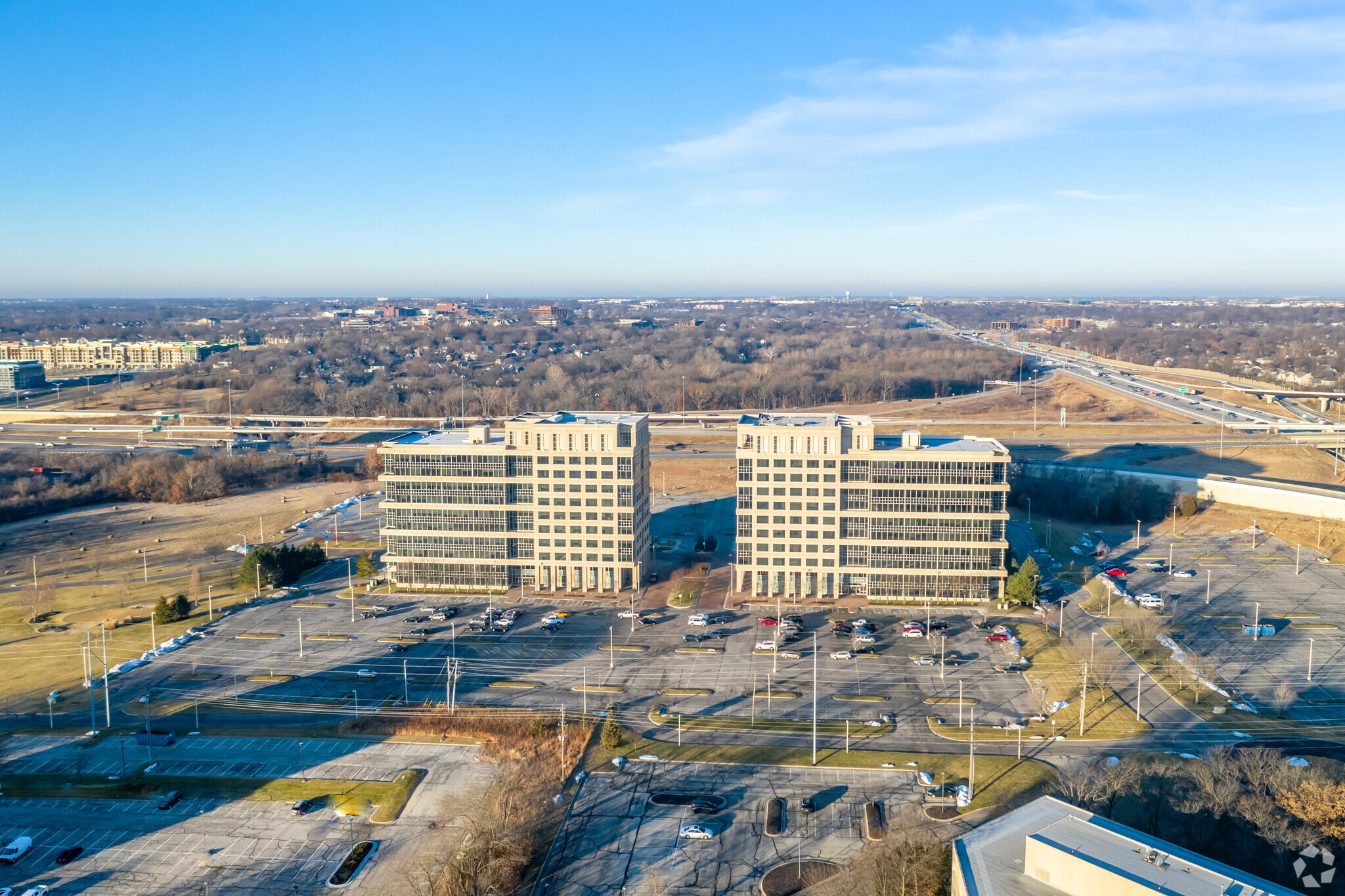 10851 Mastin Blvd, Overland Park, KS 66210 82 Corporate Woods 10851 Mastin Blvd, Overland Park, KS 66210 82 Corporate Woods