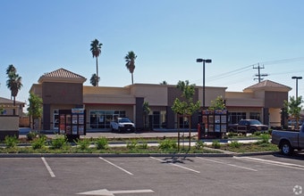 1555 Meadowview Rd, Sacramento, CA for lease Building Photo- Image 1 of 2