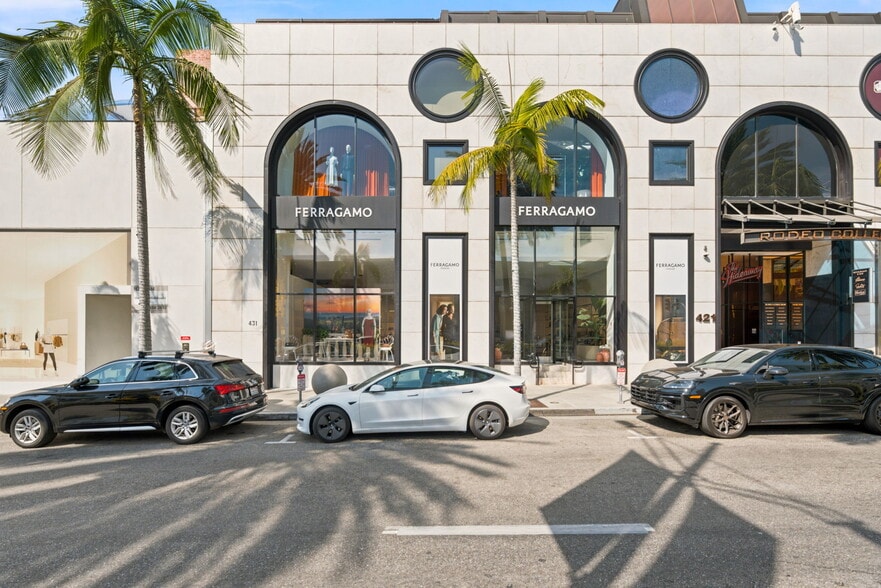413-445 N Rodeo Dr, Beverly Hills, CA for lease - Building Photo - Image 2 of 8