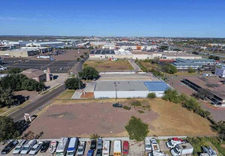 5217 Tesoro Plaza, Laredo, TX for sale Primary Photo- Image 1 of 1