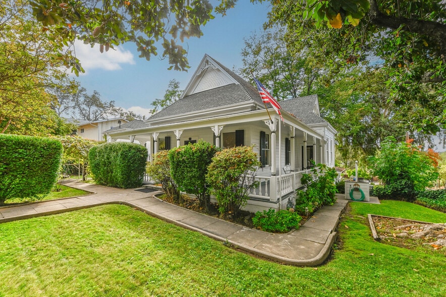 68 Church Hill Rd, San Andreas, CA for sale - Primary Photo - Image 1 of 141