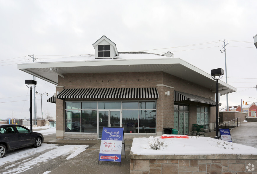 600 Laurelwood Dr W, Waterloo, ON for lease - Primary Photo - Image 1 of 2