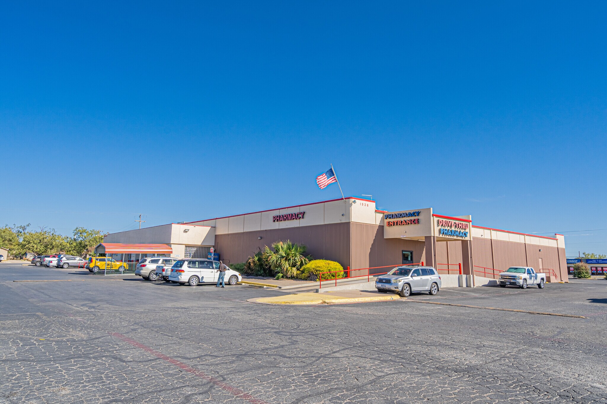 1926 N Bryant Blvd, San Angelo, TX for sale Building Photo- Image 1 of 1