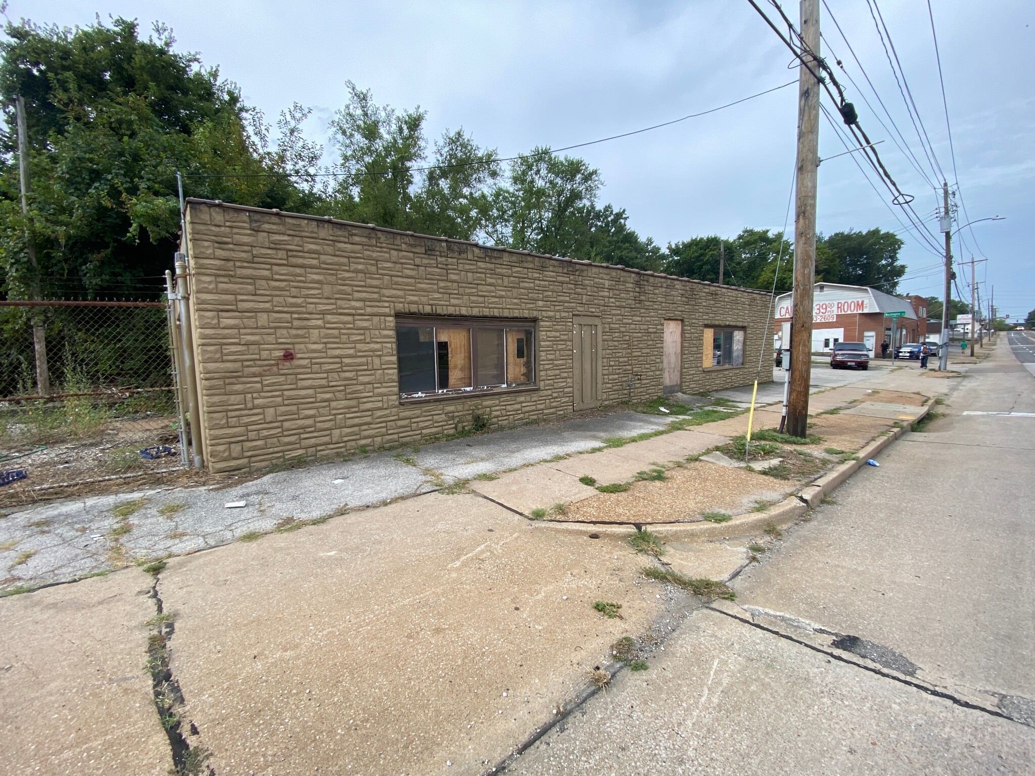 8410 Airport Rd, Berkeley, MO for sale Building Photo- Image 1 of 1