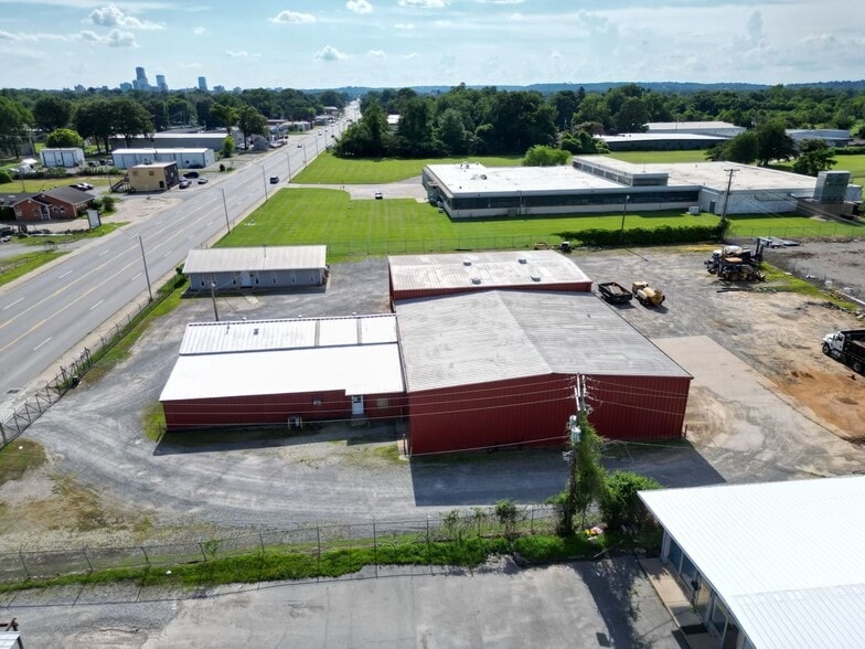 3419 E Broadway Ave, North Little Rock, AR for lease - Building Photo - Image 3 of 42