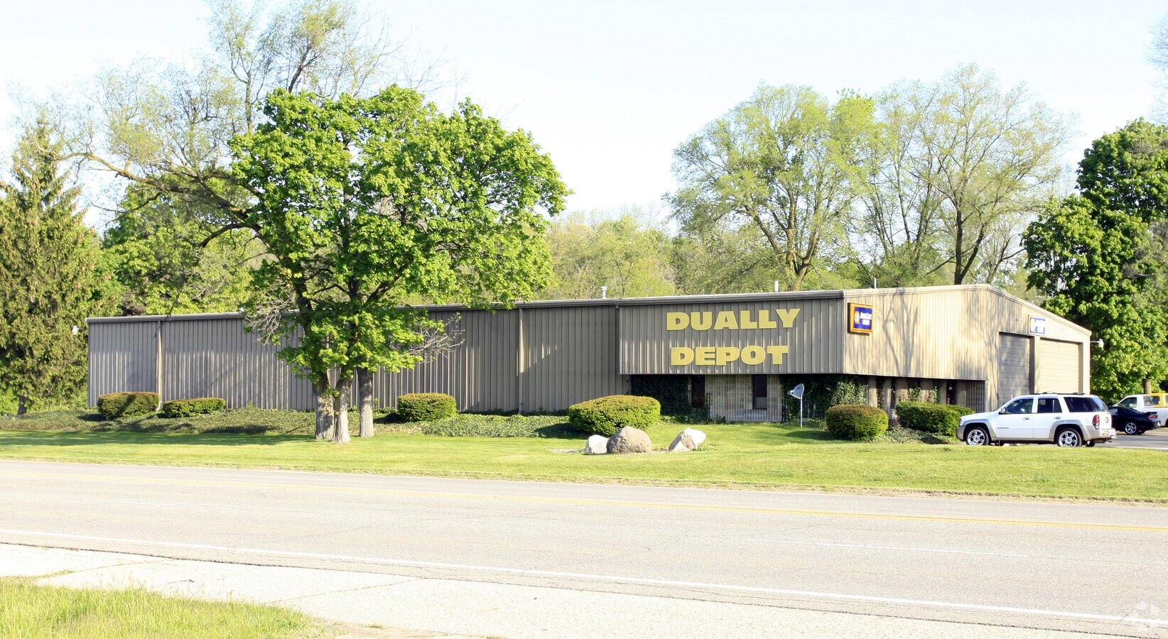 2801 Dexter Dr, Elkhart, IN 46514