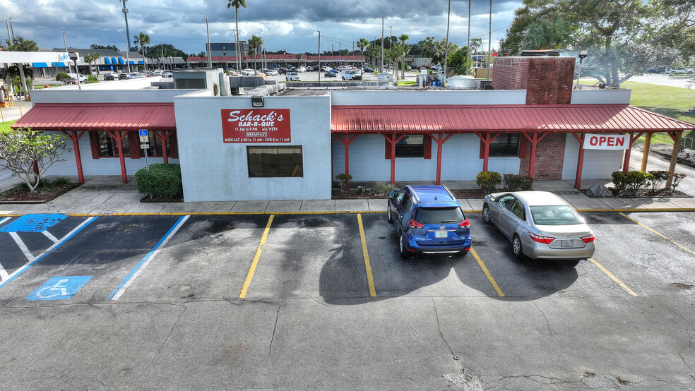 3000 Cypress Gardens Rd, Winter Haven, FL for sale - Building Photo - Image 1 of 15