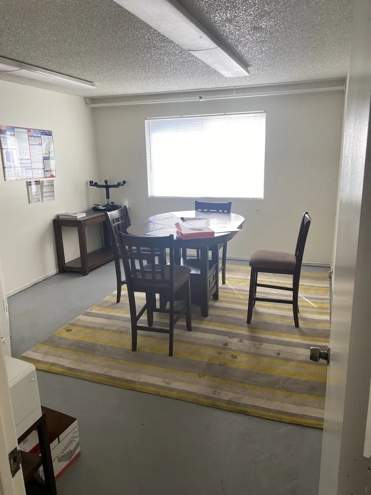 636 W Commerce Ave, Gilbert, AZ for lease Interior Photo- Image 1 of 4