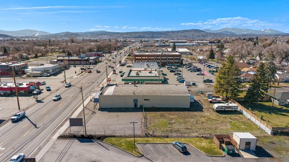 4609 S 6th St, Klamath Falls, OR for sale - Building Photo - Image 3 of 20