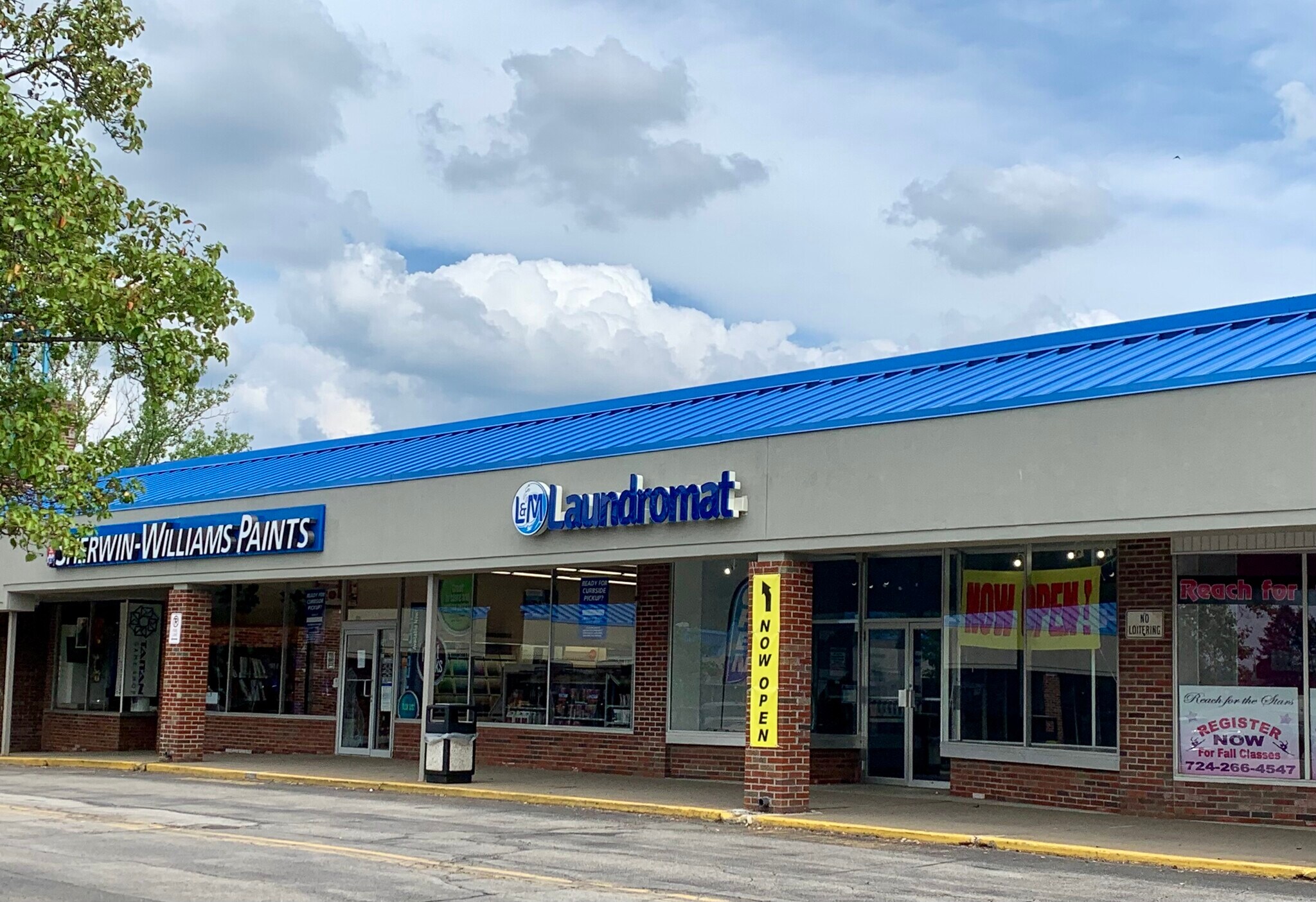 2284 Brodhead Rd, Aliquippa, PA 15001 Hopewell Shopping Center