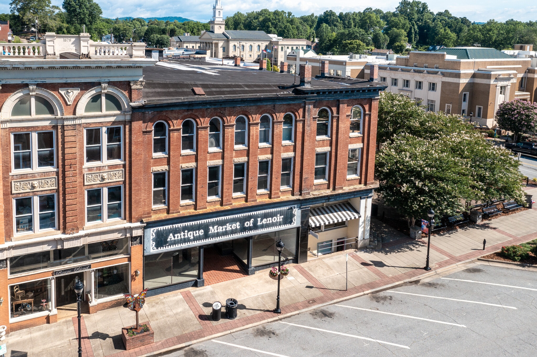 812 West Ave, Lenoir, NC for sale Building Photo- Image 1 of 68