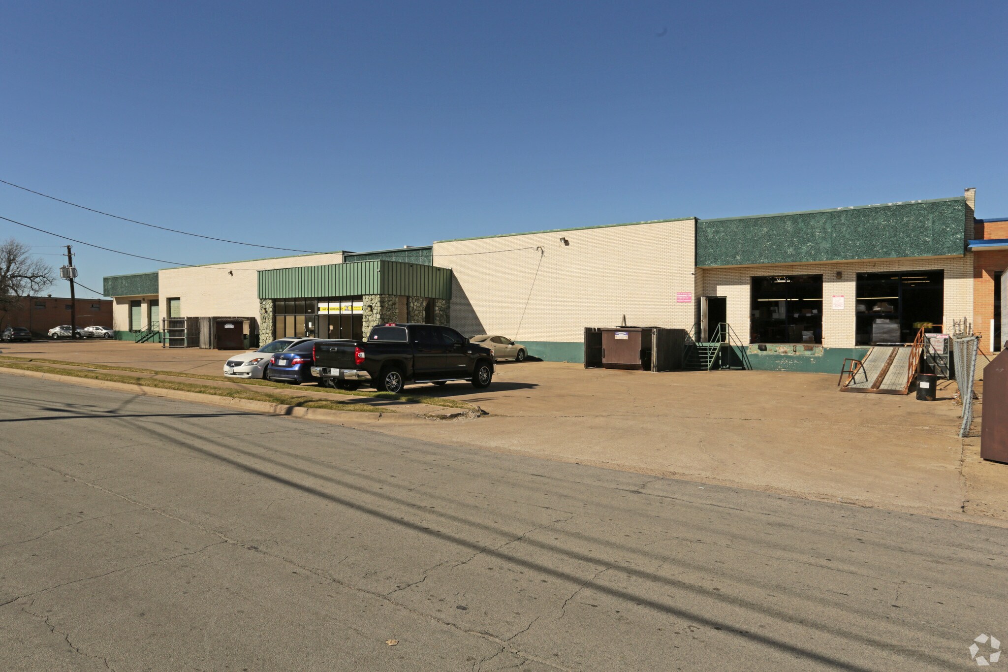 2671-2673 Freewood Dr, Dallas, TX for sale Primary Photo- Image 1 of 1