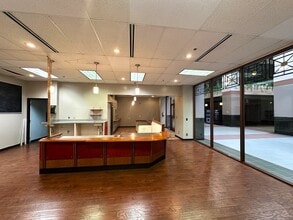 1 S Main St, Dayton, OH for lease Interior Photo- Image 1 of 10