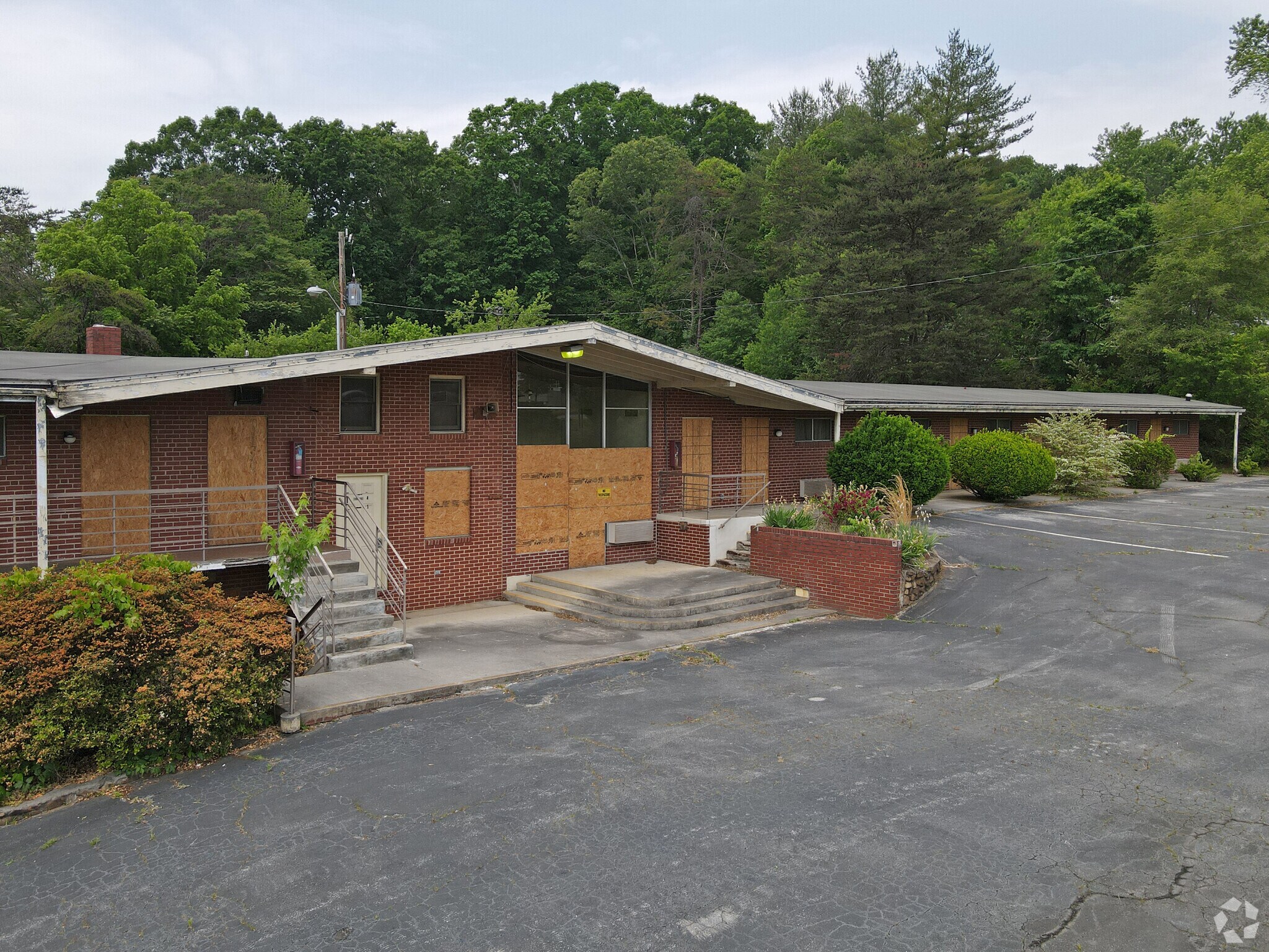 5063 Franklin Rd SW, Roanoke, VA for sale Building Photo- Image 1 of 1