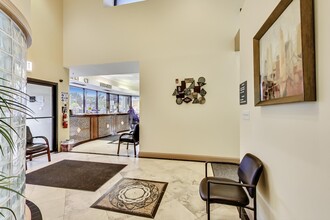 7200 N Western Ave, Chicago, IL for lease Interior Photo- Image 2 of 12