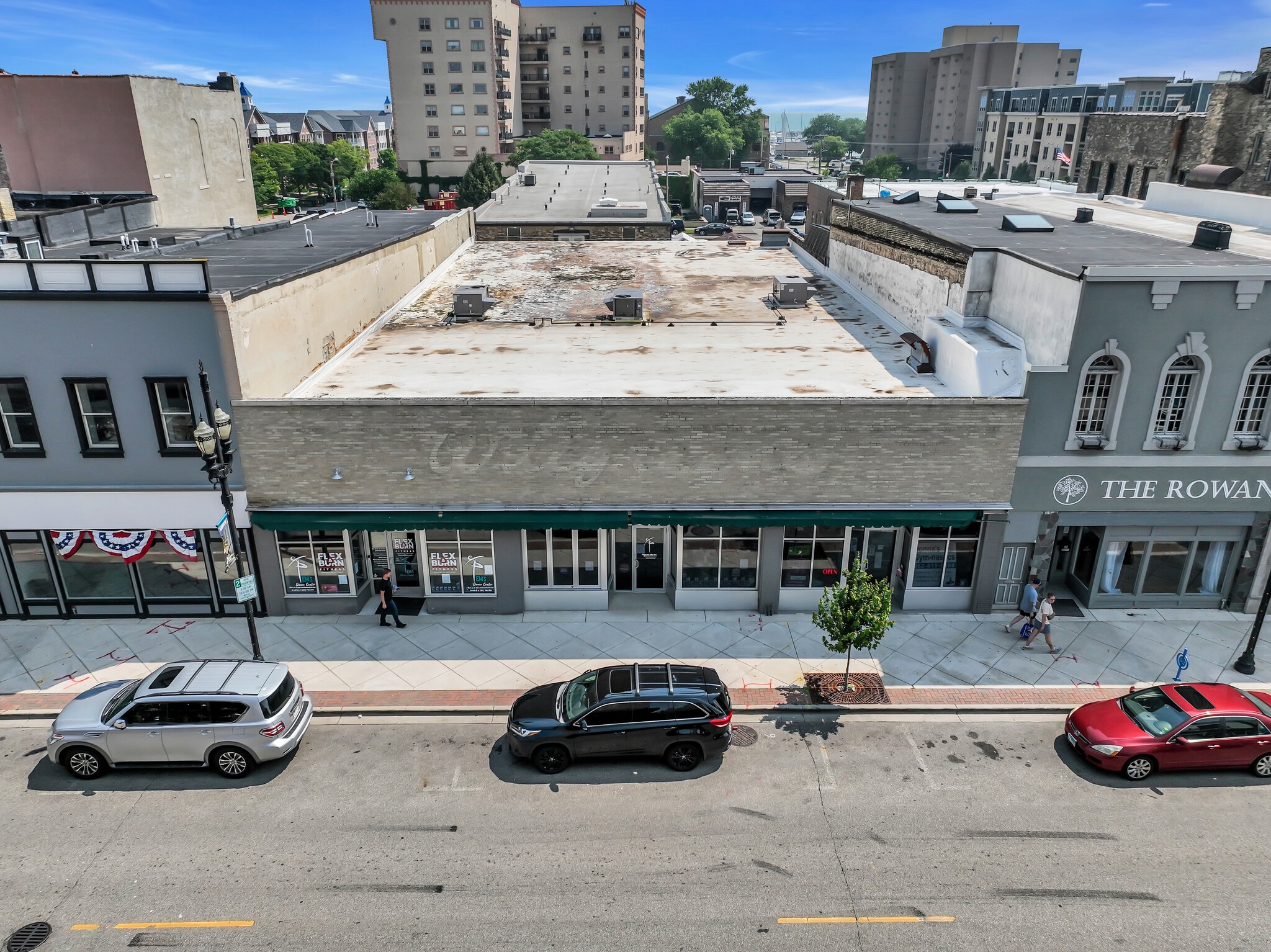 5715 6th Ave, Kenosha, WI for sale Building Photo- Image 1 of 36