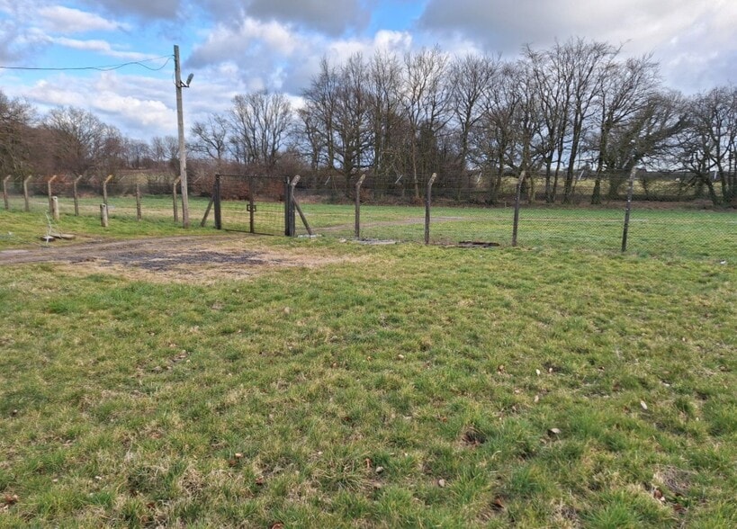 Dunkeswell Airfield, Dunkeswell for lease - Building Photo - Image 3 of 4