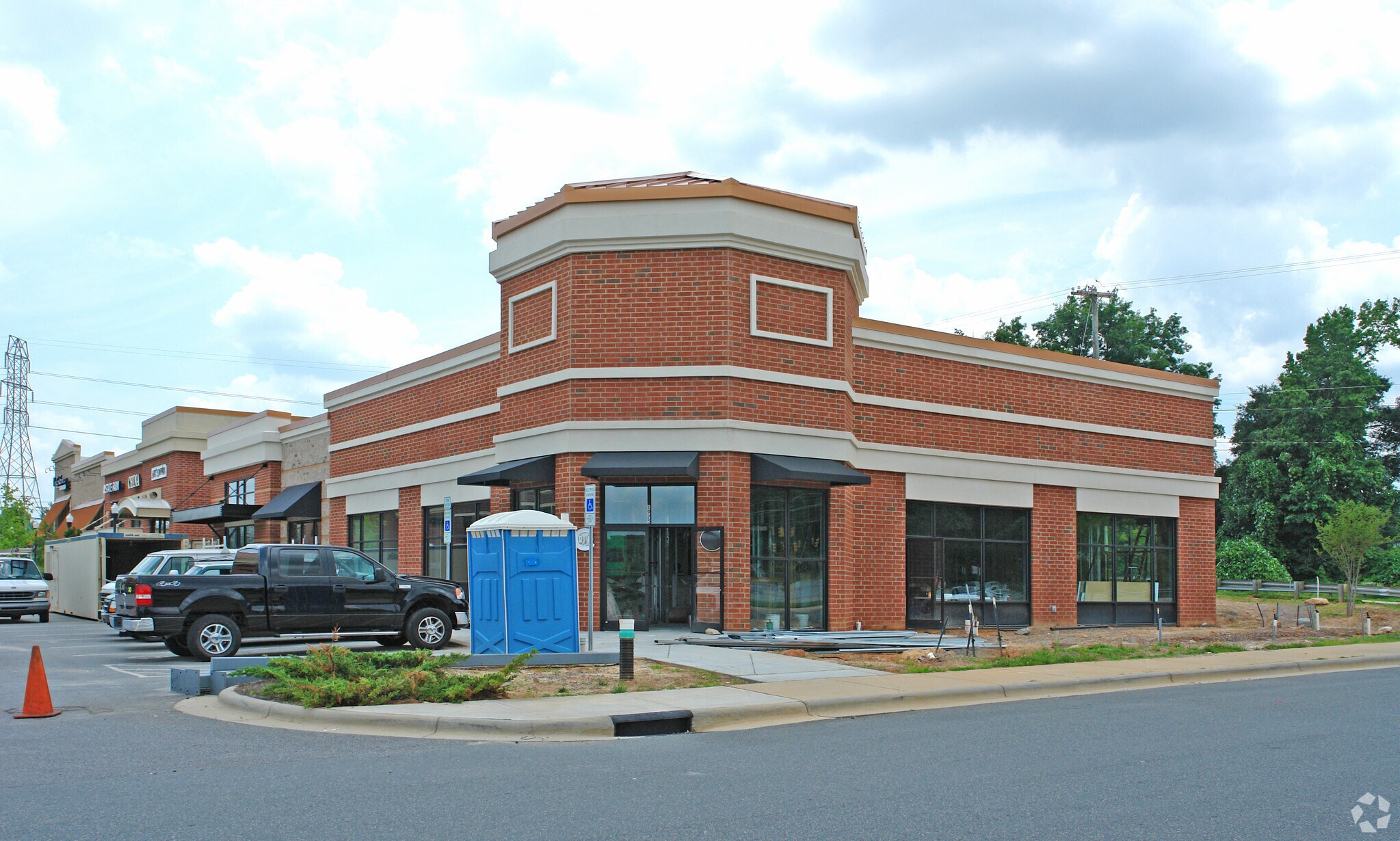 19251953 Hoffman Rd, Gastonia, NC 28054 Hoffman Village