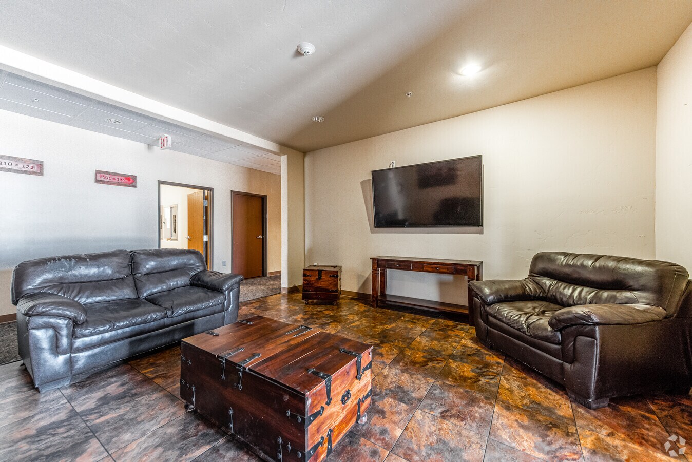 120 NW 2000, Andrews, TX 79714