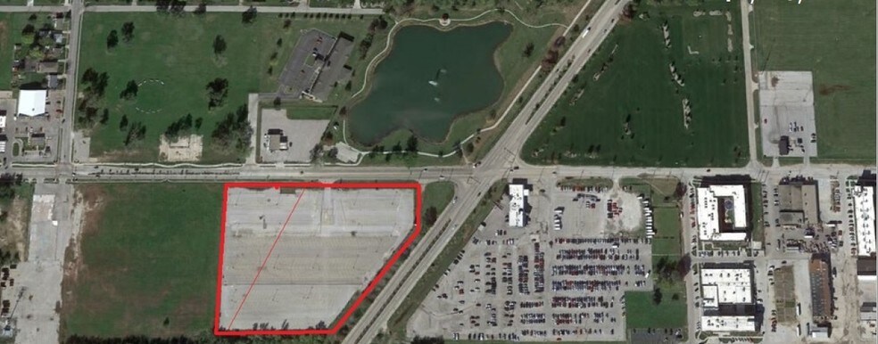 1655 E Locust St, Carter Lake, IA for sale - Building Photo - Image 1 of 1