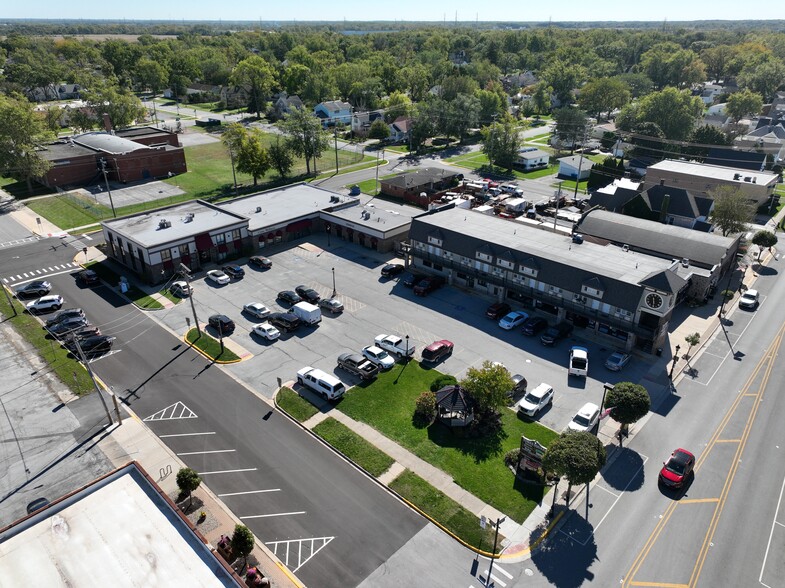 1395-1407 Main St, Crete, IL for sale - Primary Photo - Image 1 of 17