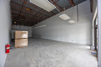593-659 Holcomb Bridge Rd, Roswell, GA for lease Interior Photo- Image 2 of 5