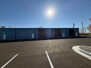 180 Zakk Ct, Nicholasville, KY for lease Interior Photo- Image 2 of 16