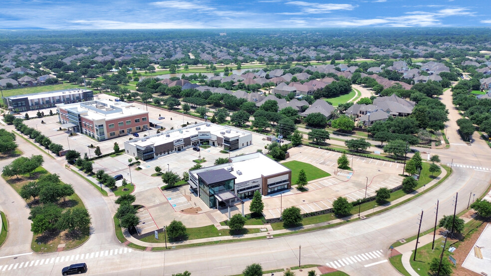 6903 Brisbane Ct, Sugar Land, TX for lease - Building Photo - Image 3 of 21