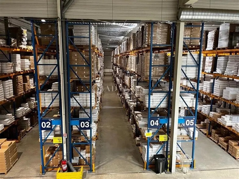 Industrial in Montbazon for sale - Building Photo - Image 1 of 8