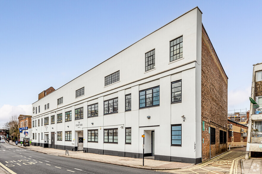 32-40 Gordon House Rd, London for lease - Building Photo - Image 1 of 16