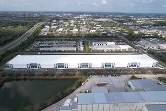 3205 St. Johns Pky, Sanford, FL for lease Interior Photo- Image 1 of 1