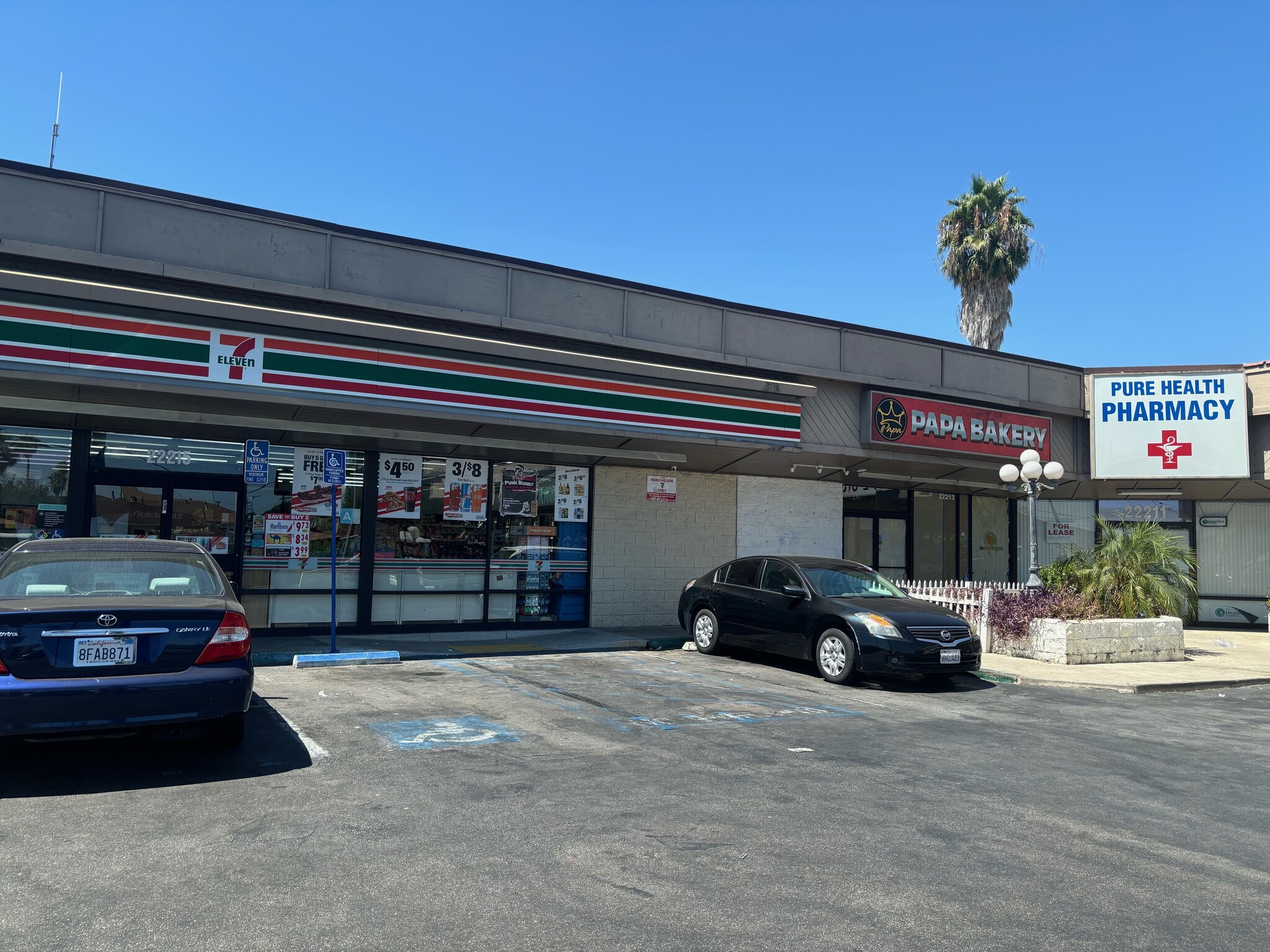 22201-22215 Sherman Way, Canoga Park, CA for lease Building Photo- Image 1 of 10