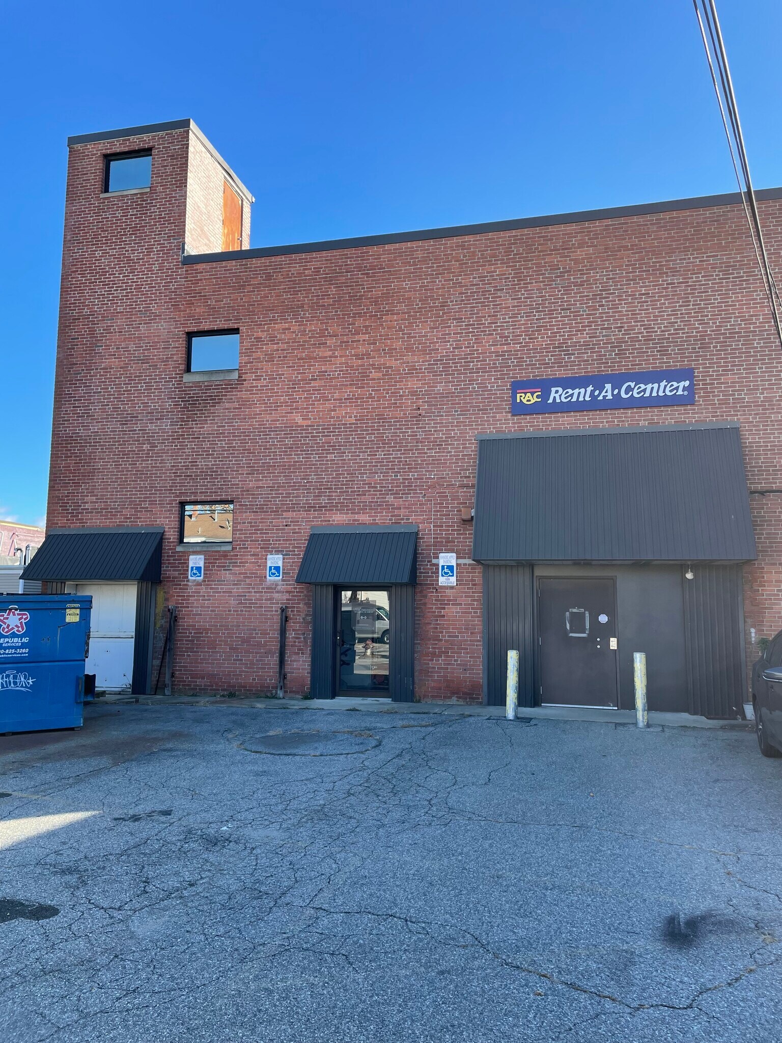 1237 Main St, West Warwick, RI 02893 Retail for Sale