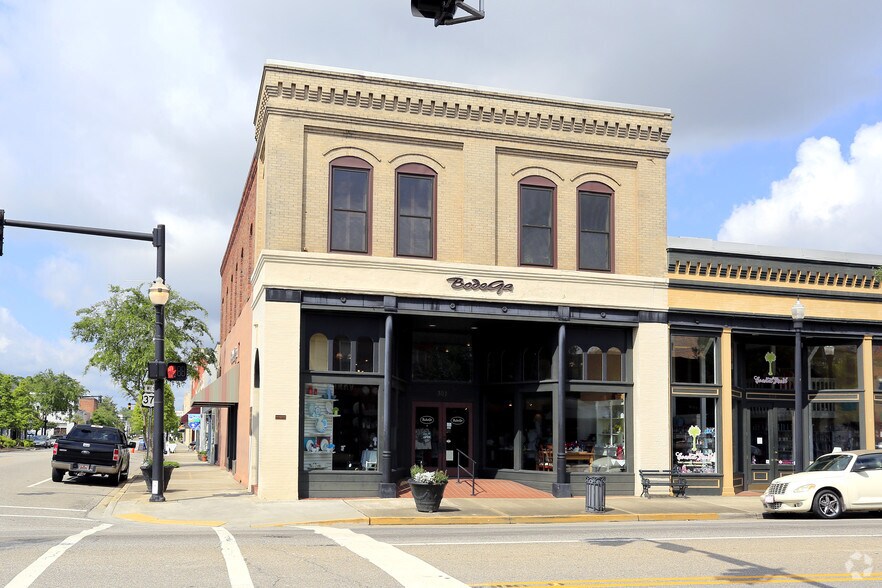 301 Main St, Conway, SC for sale - Primary Photo - Image 1 of 1