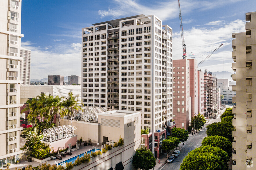 225 S Olive St, Los Angeles, CA for lease - Building Photo - Image 1 of 19