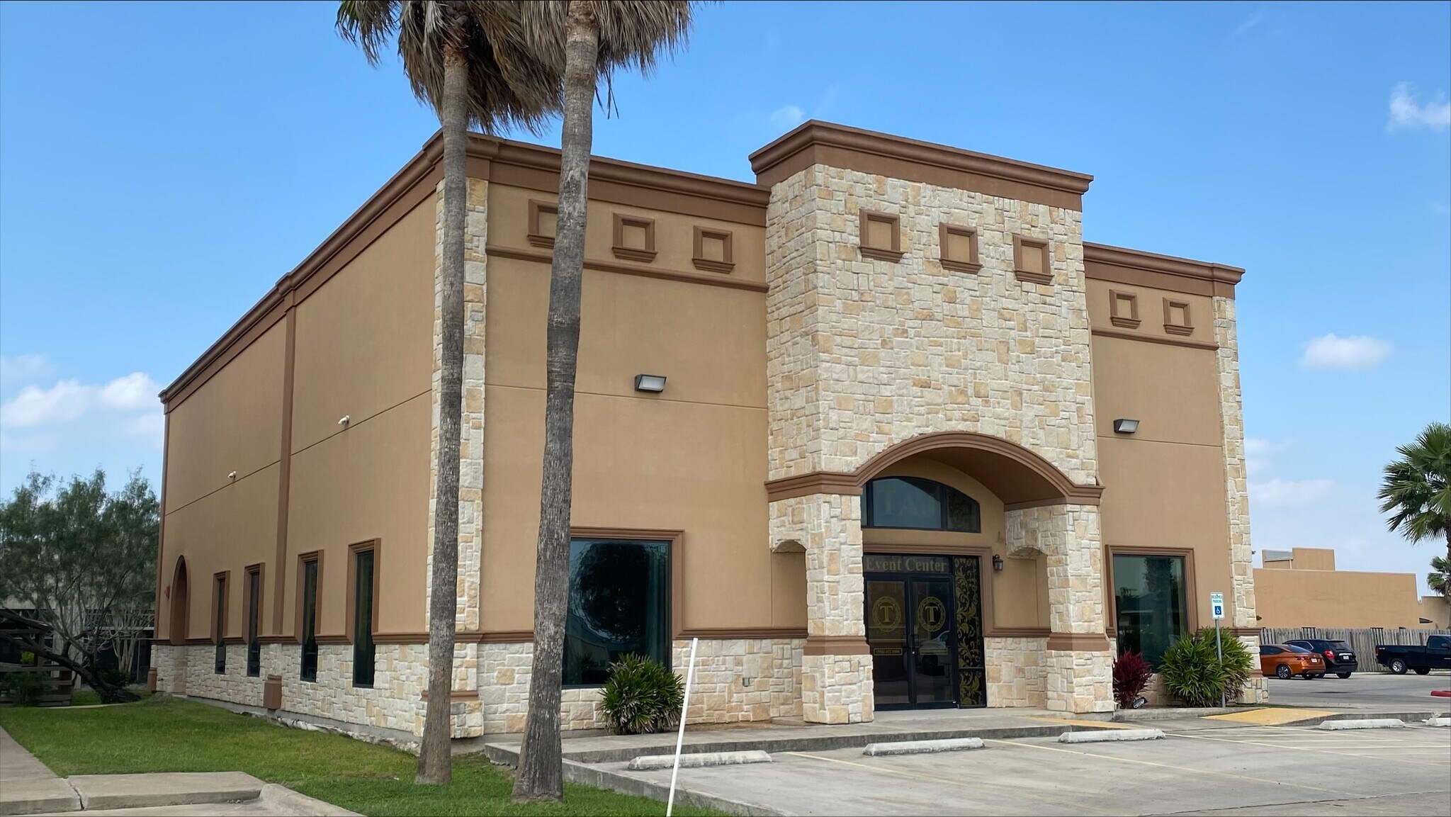 4319 S Expressway 83, Harlingen, TX 78550 Office for Lease