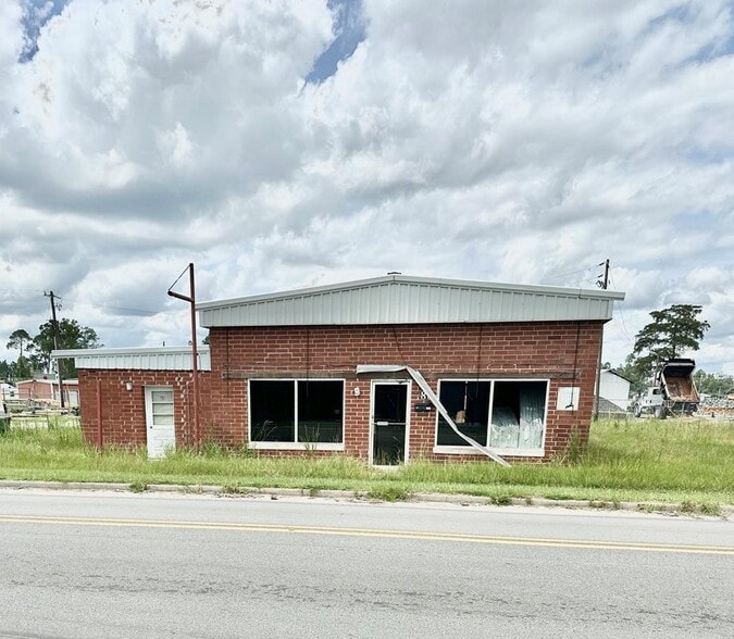 86 S Williams St, Hazlehurst, GA for sale - Building Photo - Image 1 of 9
