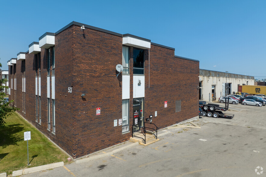 53-83 Bakersfield St, Toronto, ON for lease - Building Photo - Image 1 of 4