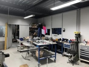 Flex in Montigny-le-Bretonneux for lease Interior Photo- Image 2 of 3