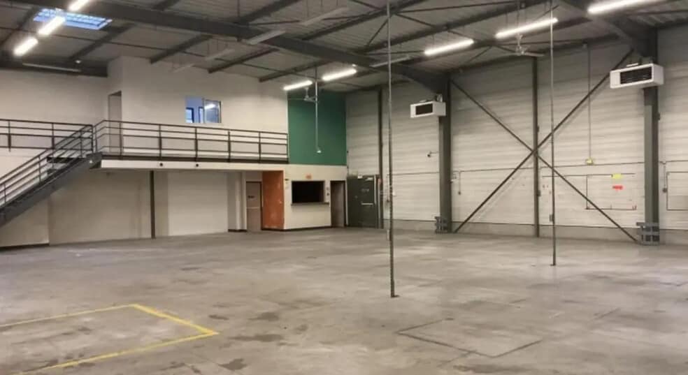 Industrial in Mitry-Mory for lease - Building Photo - Image 3 of 6