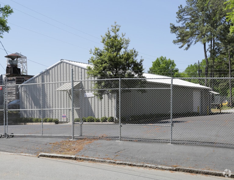 2060 Liddell Dr NE, Atlanta, GA for lease - Primary Photo - Image 3 of 6