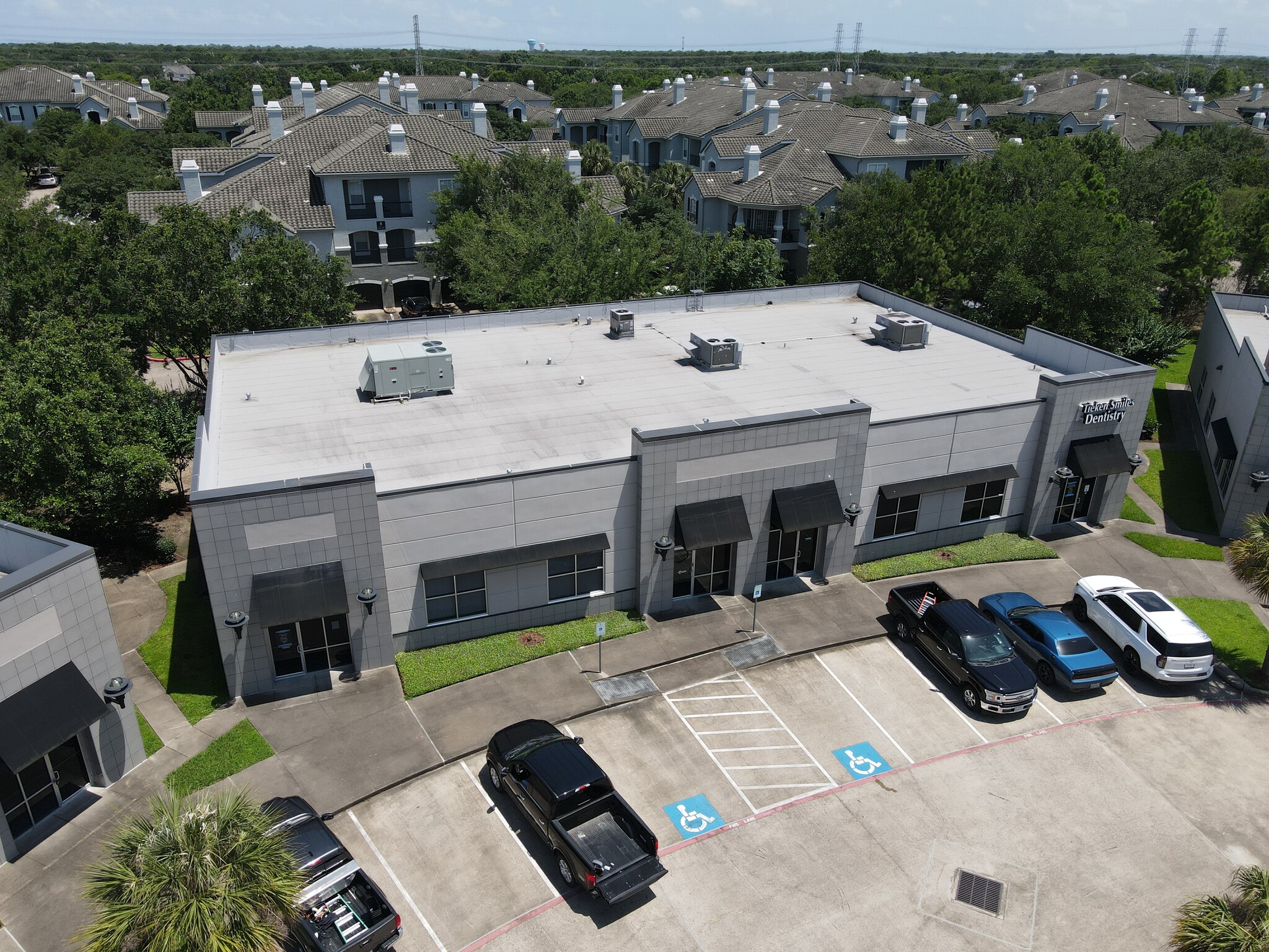 3033 Marina Bay Dr, League City, TX for lease Building Photo- Image 1 of 6