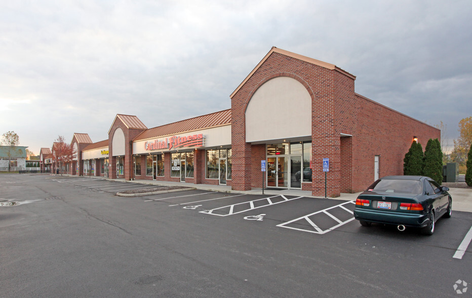 8269-8333 Lazelle Rd, Westerville, OH for lease - Building Photo - Image 1 of 3