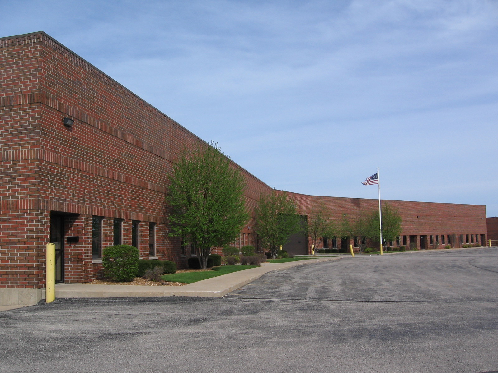 1012 Airpark Dr, Sugar Grove, IL for lease Primary Photo- Image 1 of 8