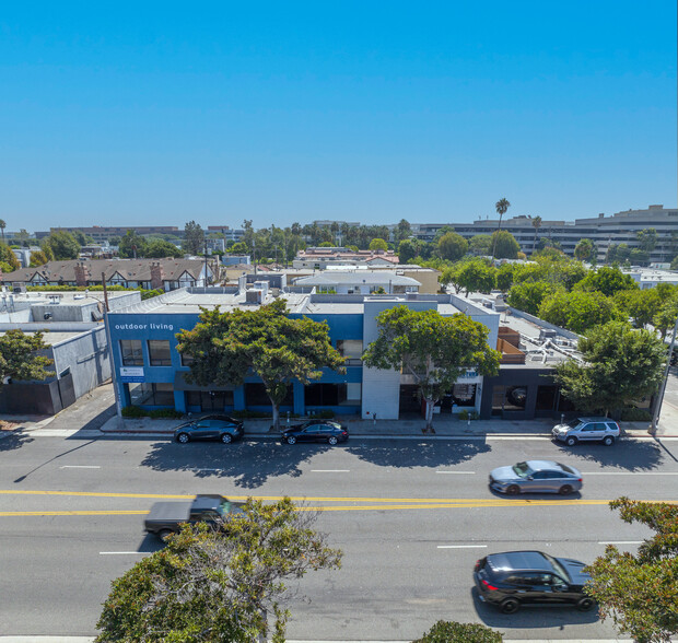 2500-2512 Santa Monica Blvd, Santa Monica, CA for lease - Building Photo - Image 1 of 17