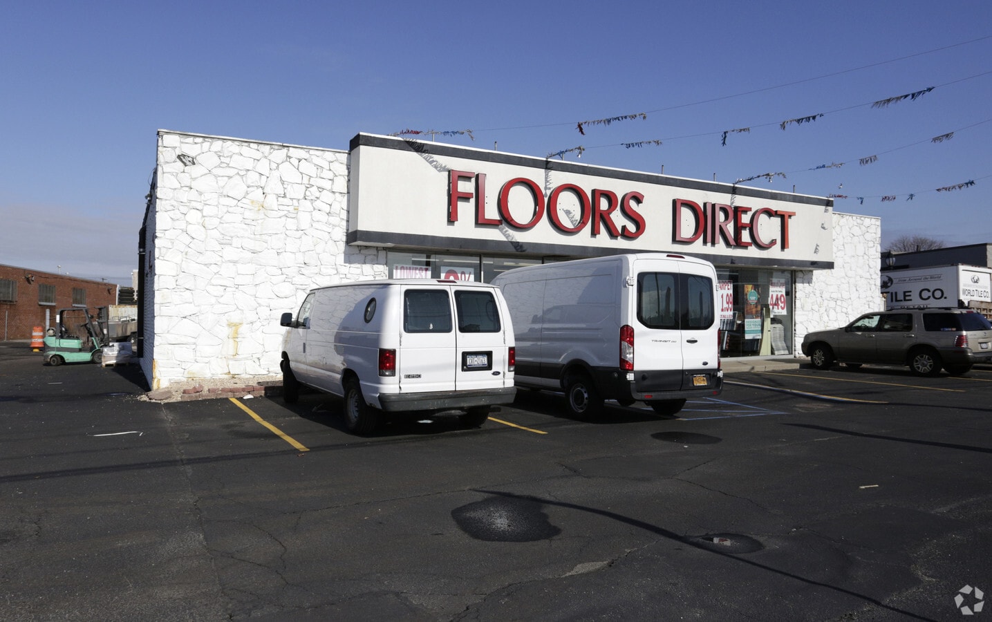 1600 Sunrise Hwy, Copiague, NY 11726